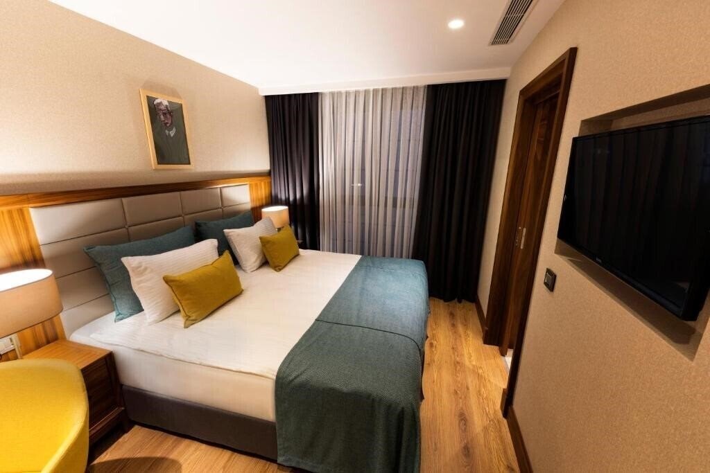 Фото Endless Art Hotel (ex. Endless Art Taksim) 3*