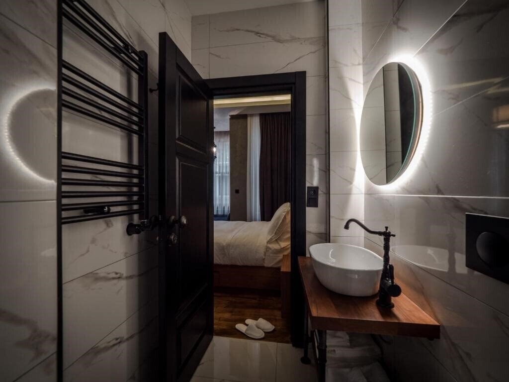 Фото Blu Hotel (ex. Inqlusif Hotel Galata, Inqlusif Hotel at Galata, Galata Co Hotel, Galataco Hotel) 4*