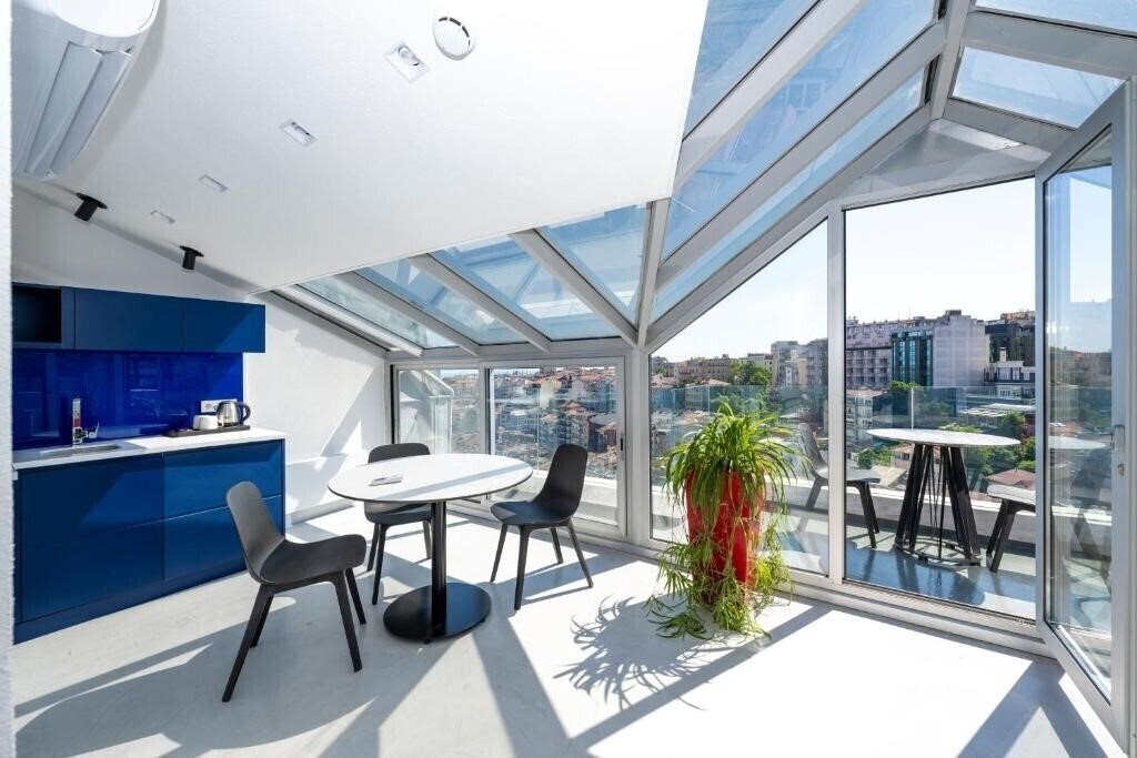 Фотография Juno Hotel Taksim 2*
