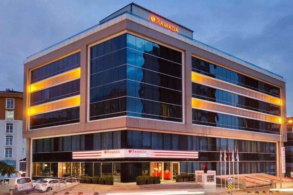 Отель Ramada Encore By Wyndham Istanbul Kartal 5*