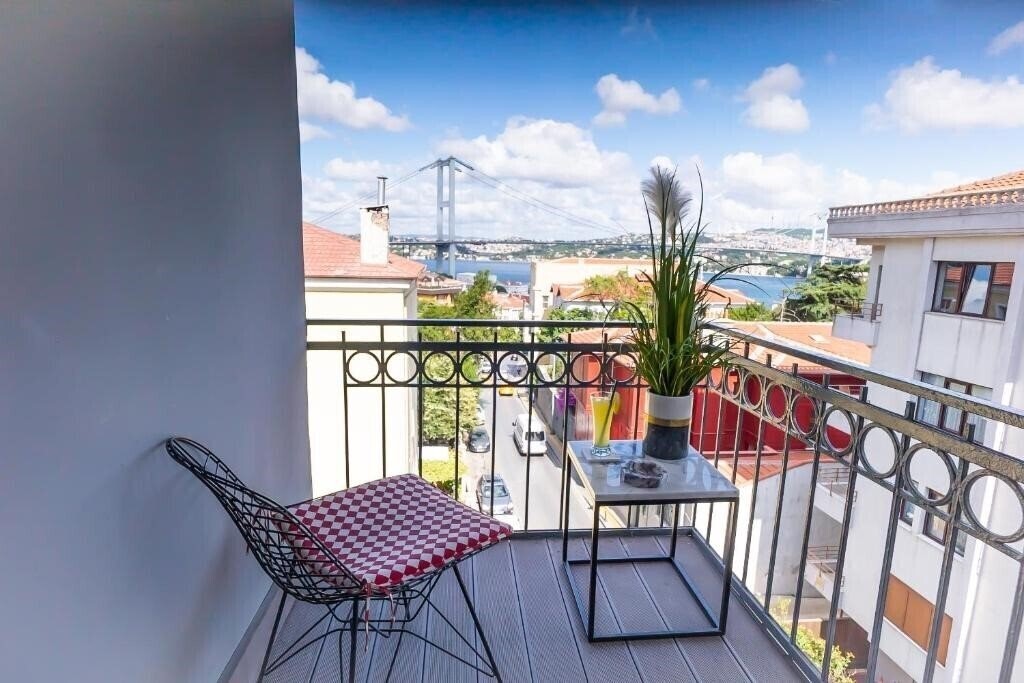 Отель Malta Bosphorus Hotel (ex. Malta Bosphorus Hotel & Suites, Malta Bosphorus by Molton Hotels, Palanga Bosphorus) 3*