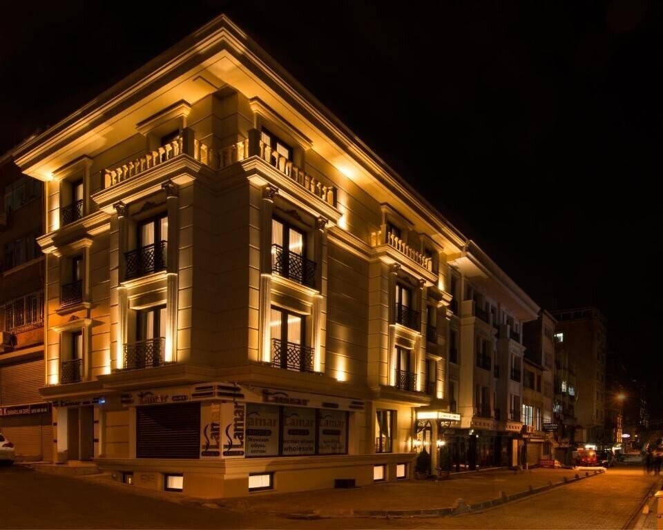 Отель Primero Hotel 3*