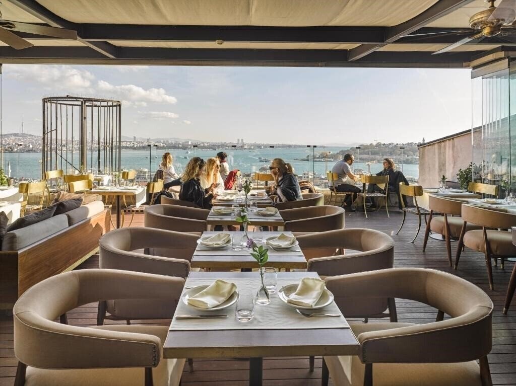 Картинка Georges Hotel Galata 4*