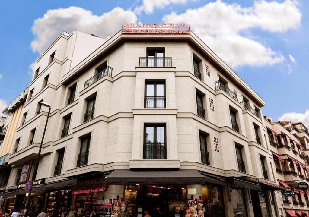 Отель Antusa Design Hotel & SPA 4*