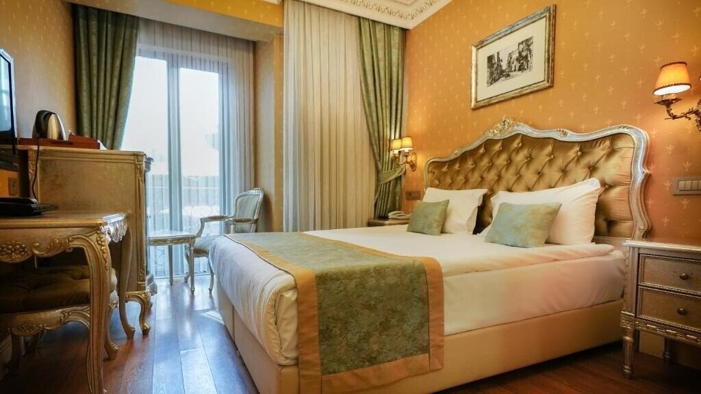 Отель Hotel Gritti Pera 3*