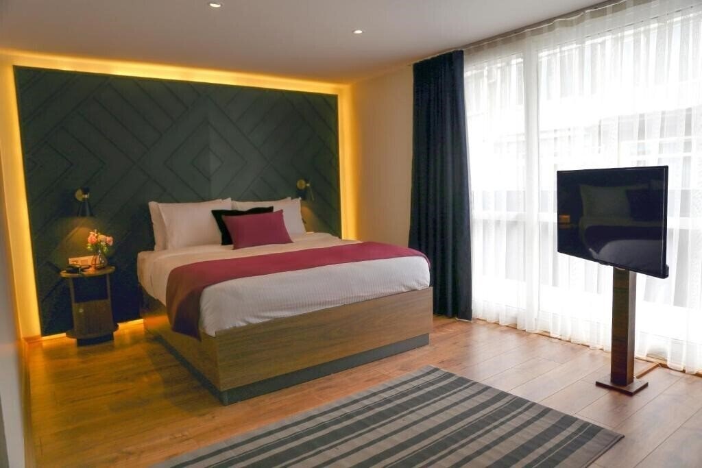 Картинка The Roomy 3*