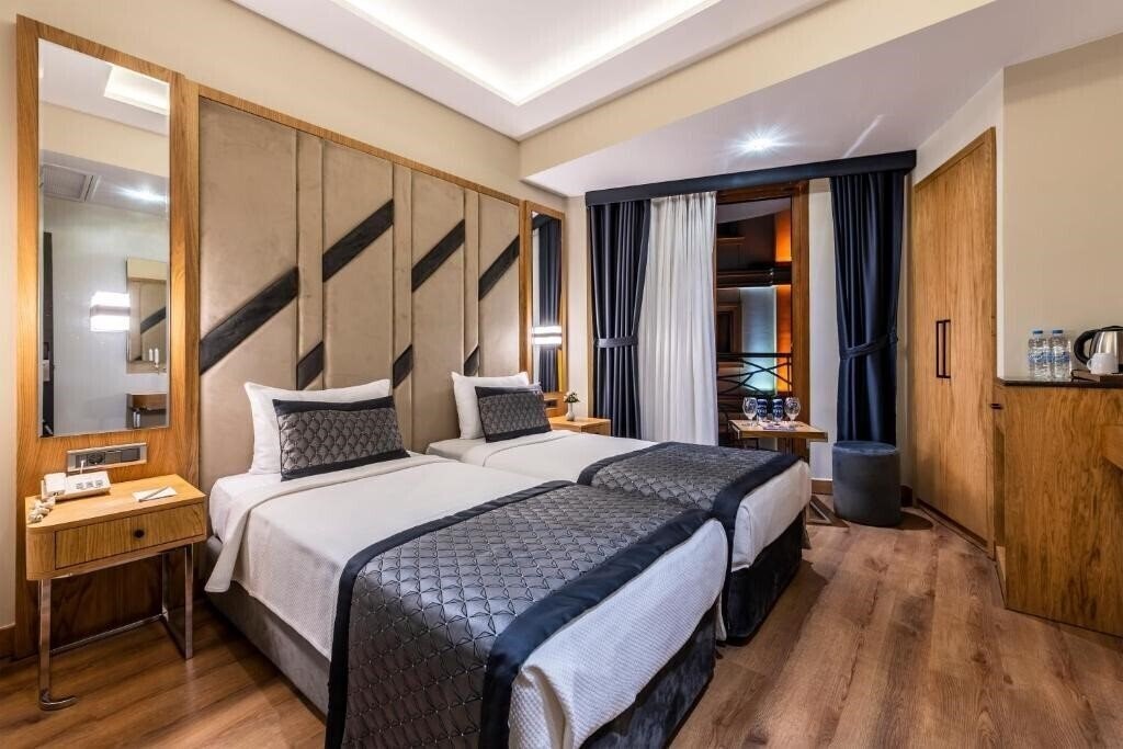 Отель Endican Sultanahmet Hotel 5*