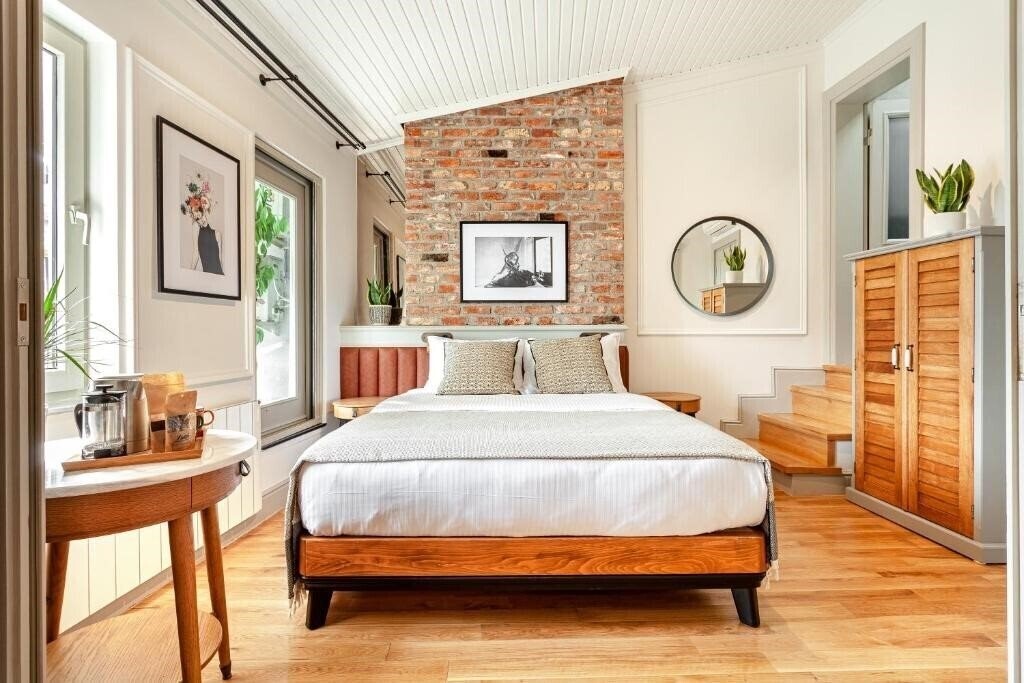 Изображение World House Boutique Hotel Galata (ex. The House Apart, World House Hostel) 3*