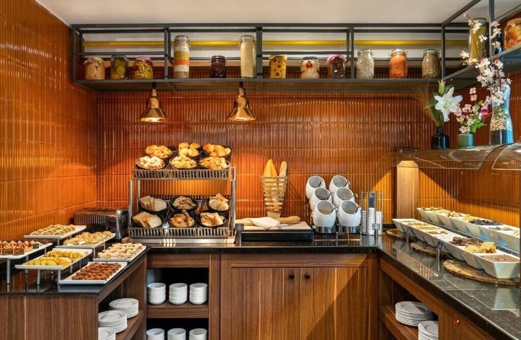 Изображение Aspera Hotel Altunizade 4*