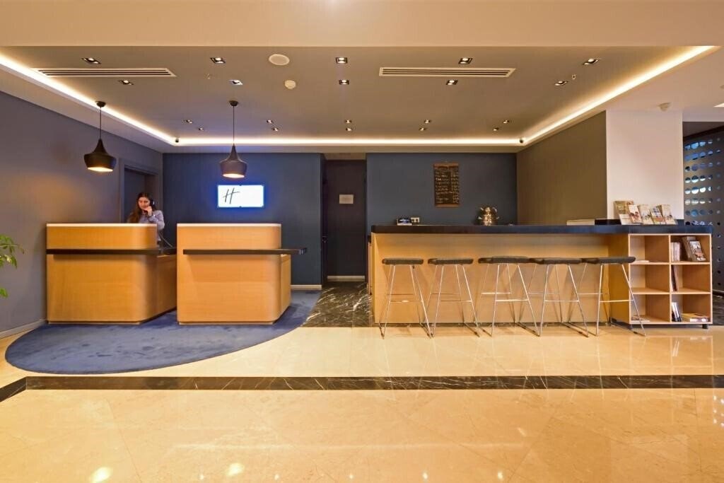 Картинка Holiday Inn Express Istanbul Altunizade by IHG (ex. Holiday Inn Express Altunizade) 3*