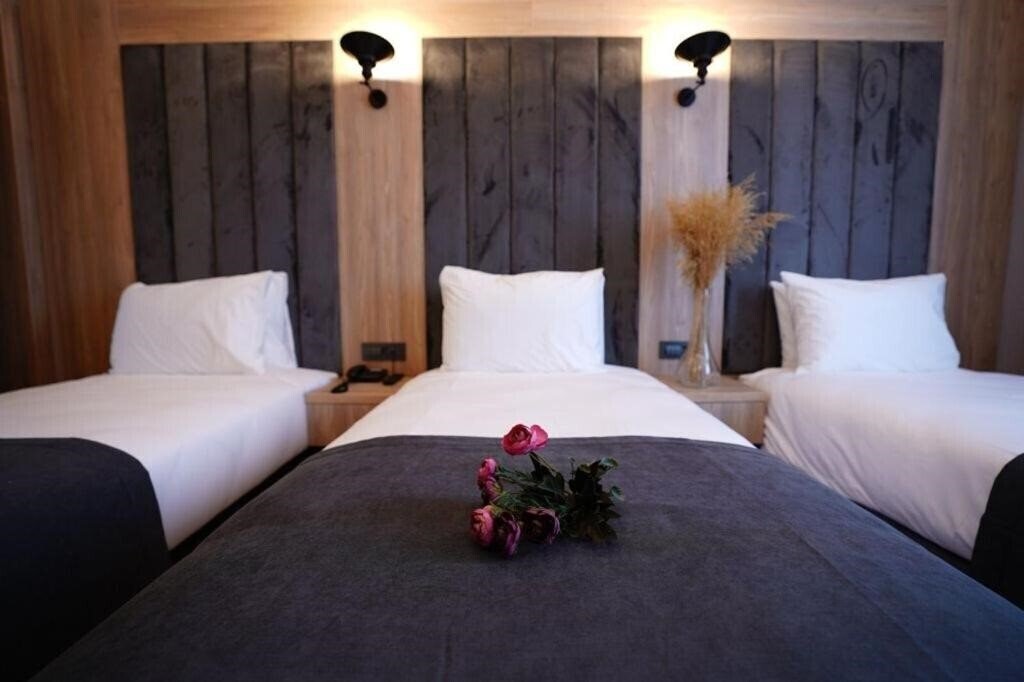 Изображение Mineo Hotel Taksim (ex. Kervansaray Hotel Taksim, Kervansaray Istanbul Hotel ) 4*