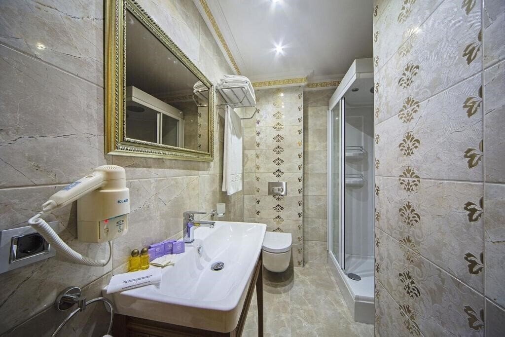 Отель Lausos Palace Hotel 5*