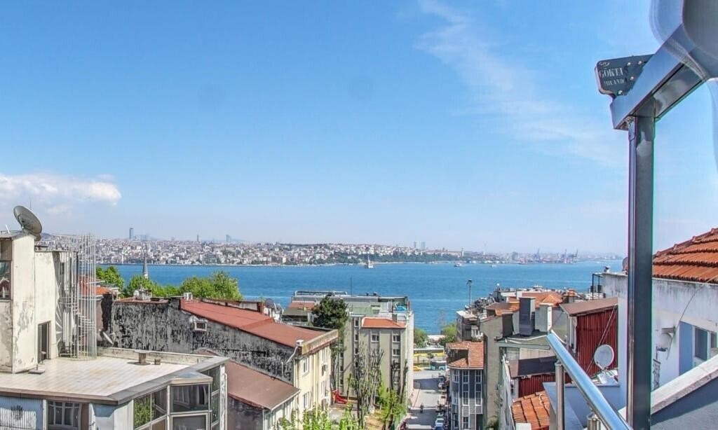 Отель Cihangir Palace Hotel 4*