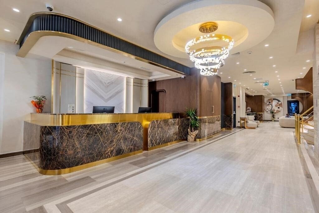 Картинка Lions Royal Hotel 4*