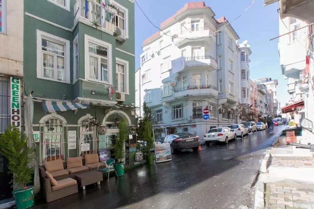 Отель Taksim Hostel Green House Istanbul (ex. Green House Hostel) 2*