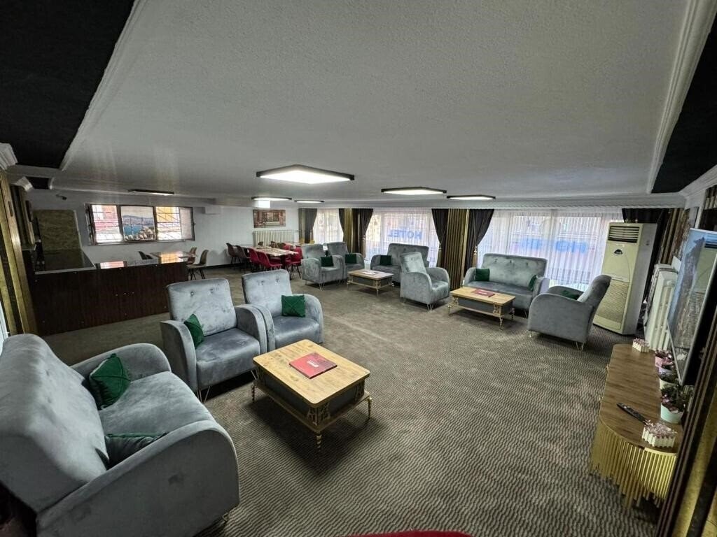 Фото Hotel Metropol (ex. Metropol Hotel) 3*