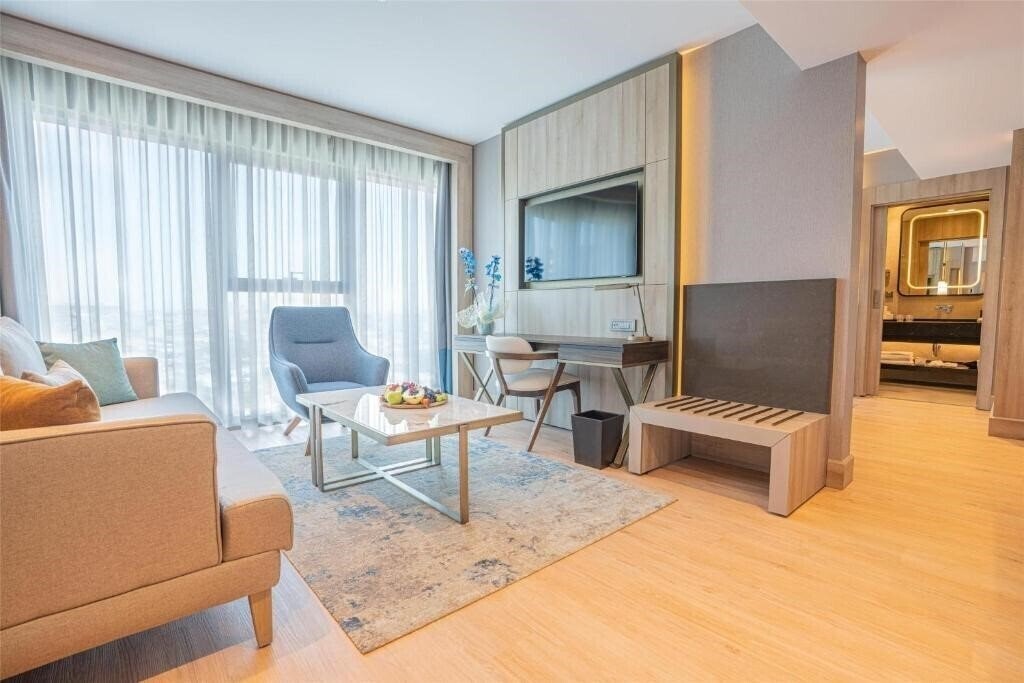 Картинка Radisson Hotel Istanbul Merter 5*