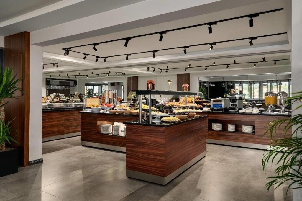 Изображение La Quinta By Wyndham Istanbul Kartal 3*