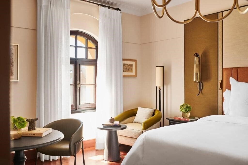 Изображение Four Seasons Hotel Istanbul at Sultanahmet (ex. Four Seasons, Four Seasons Sultanahmet Hotel, Four Seasons Hotel Sultanahmet) 5*