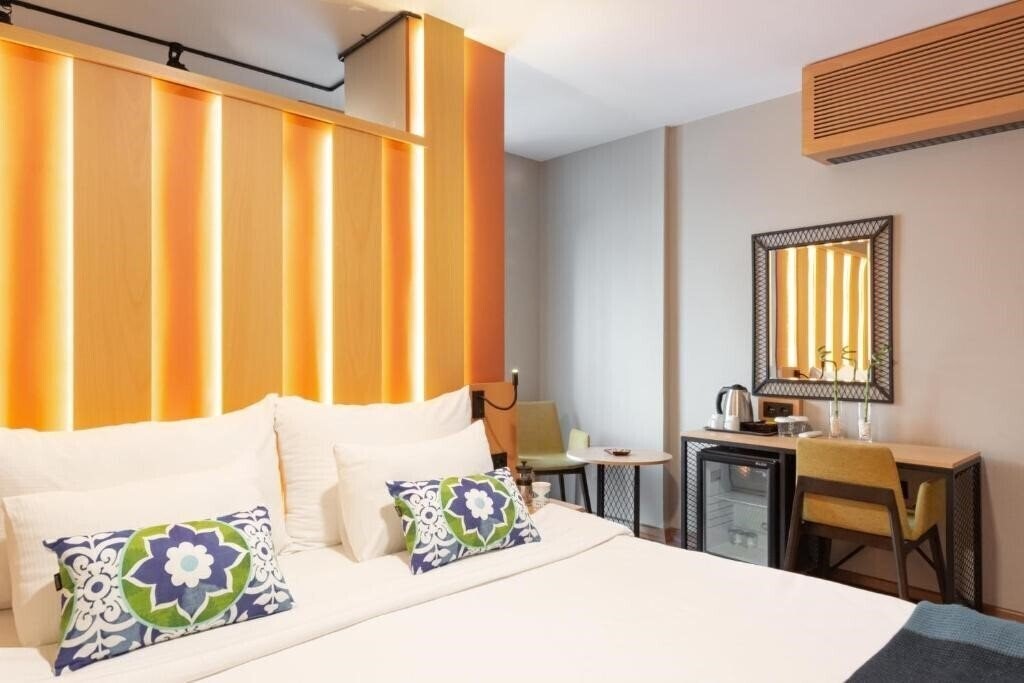 Отель Antik Hotel Istanbul 4*
