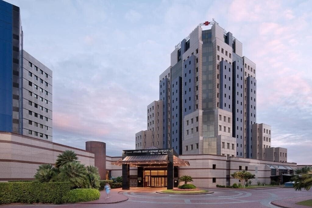 Отель Grand Cevahir Hotel 5*