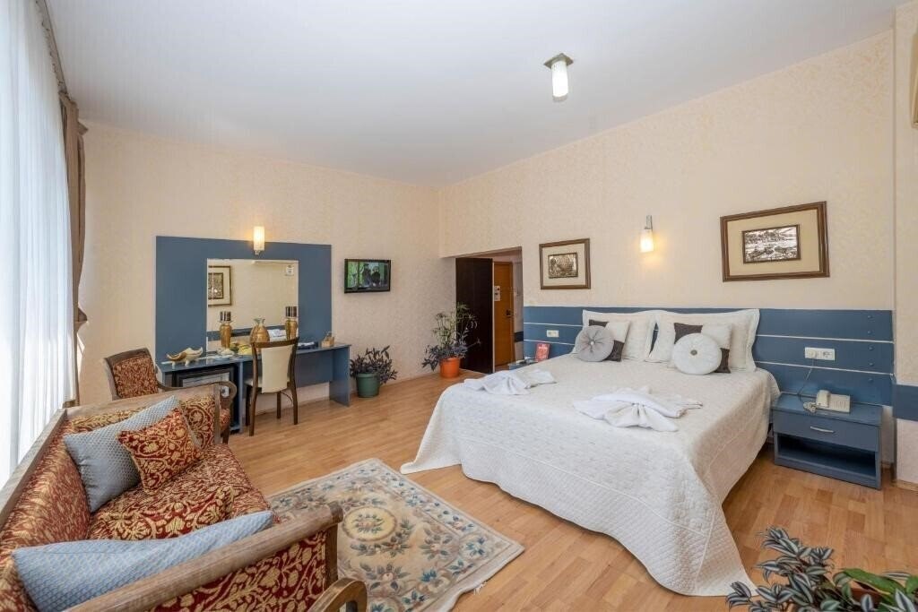 Фото Grand Ons 3*