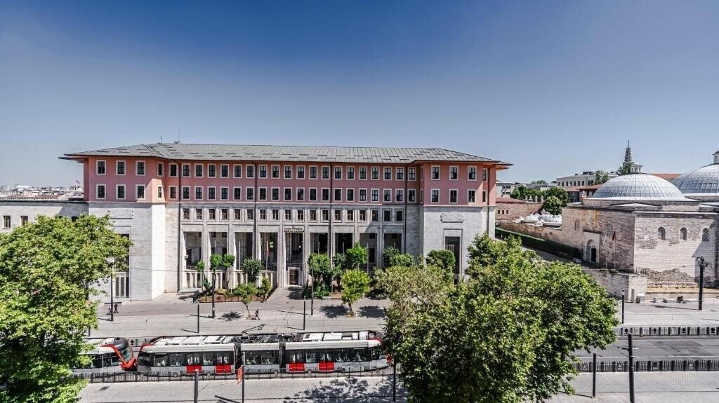 Отель Kent Hotel 4*