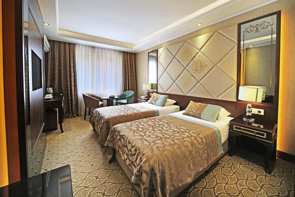 Фото The Parma Hotel Downtown (ex. Black Bird) 4*