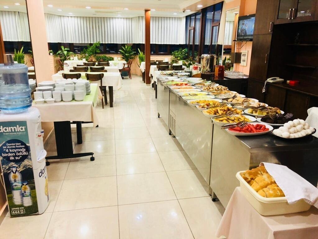 Фото Emos Hotel 3*