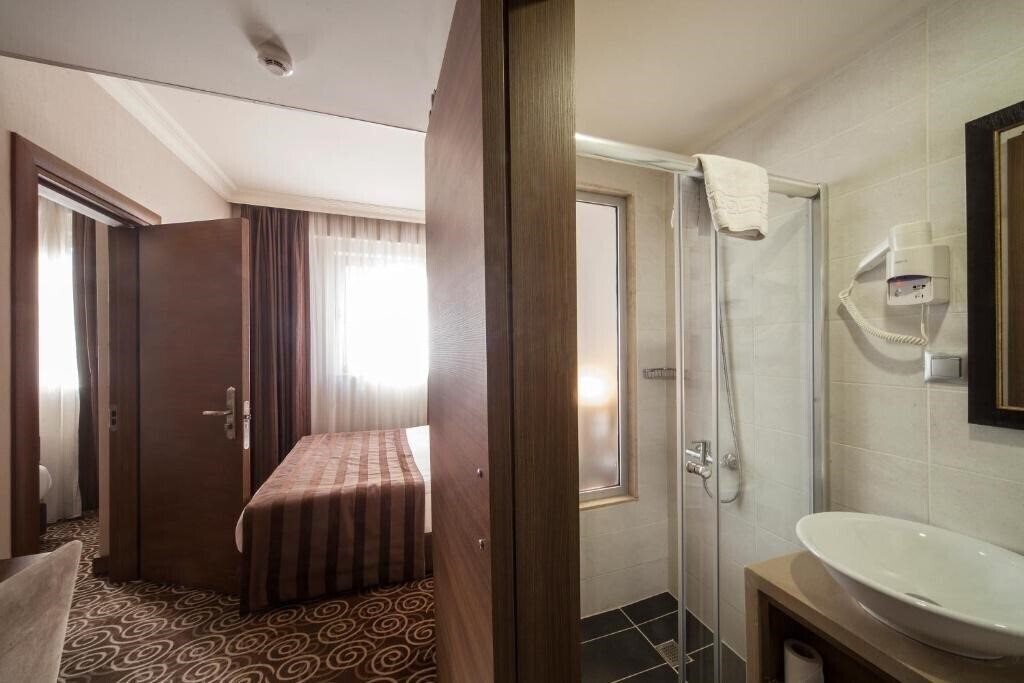 Фотография Delta Hotel Istanbul 3*