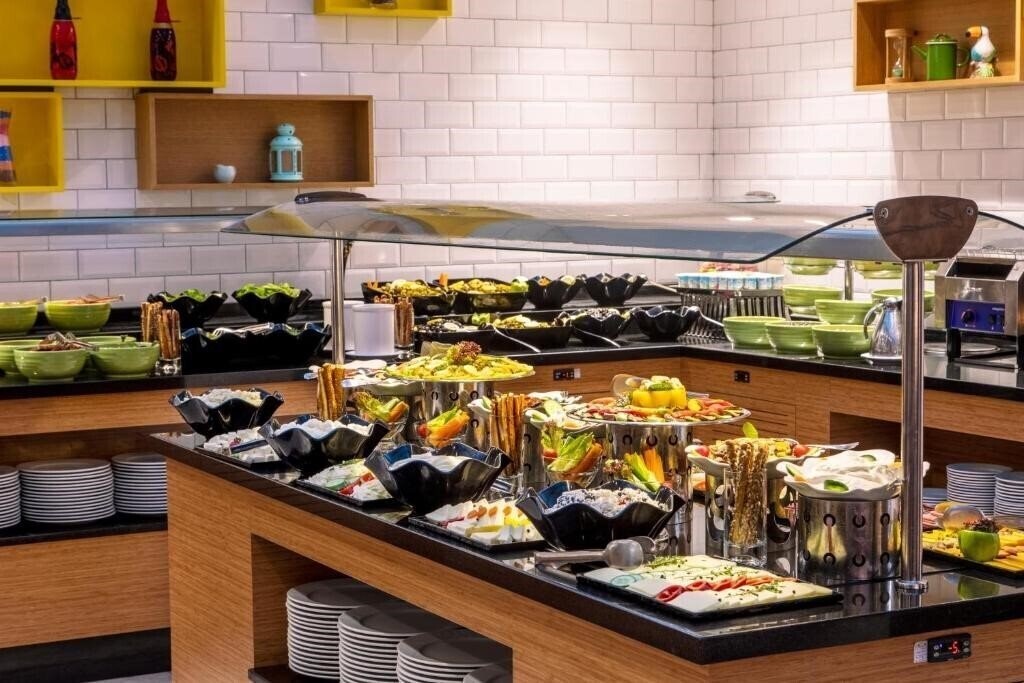 Фотография Holiday Inn Istanbul Sisli (ex. Holiday Inn Sisli, Holiday Inn Istanbul Sisli by IHG) 5*