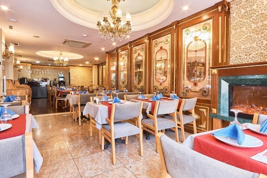 Фотография Best Western Empire Palace (ex. Best Western Empire Palace Hotel & SPA, BW Empire Palace Hotel) 4*