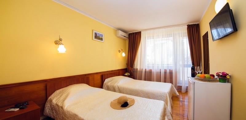 Отель Пансионат Нева 2*