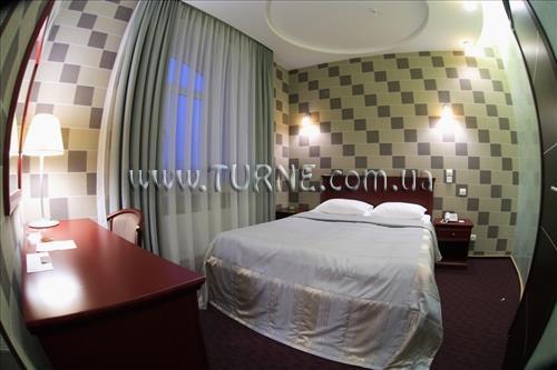 Отель Виктория 4*