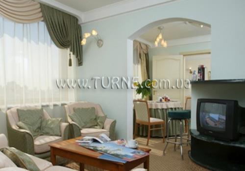 Фотография Лыбидь 3*