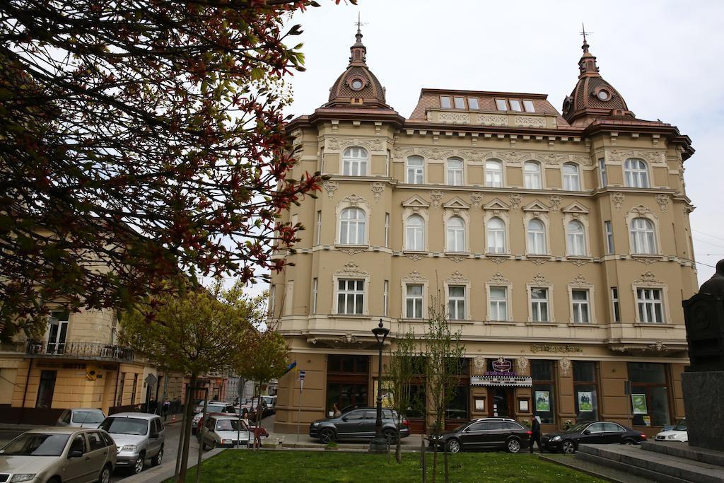 Отель Modern Arthotel 3*