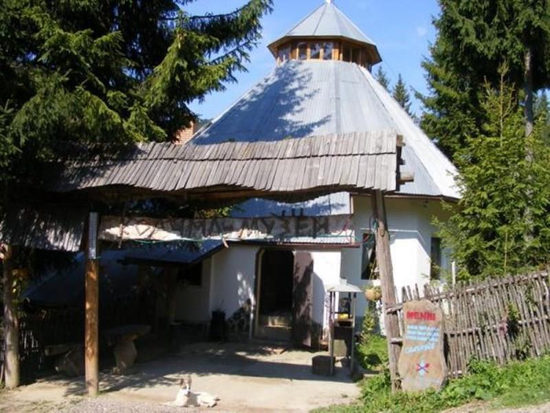 Картинка Горянка база отдыха