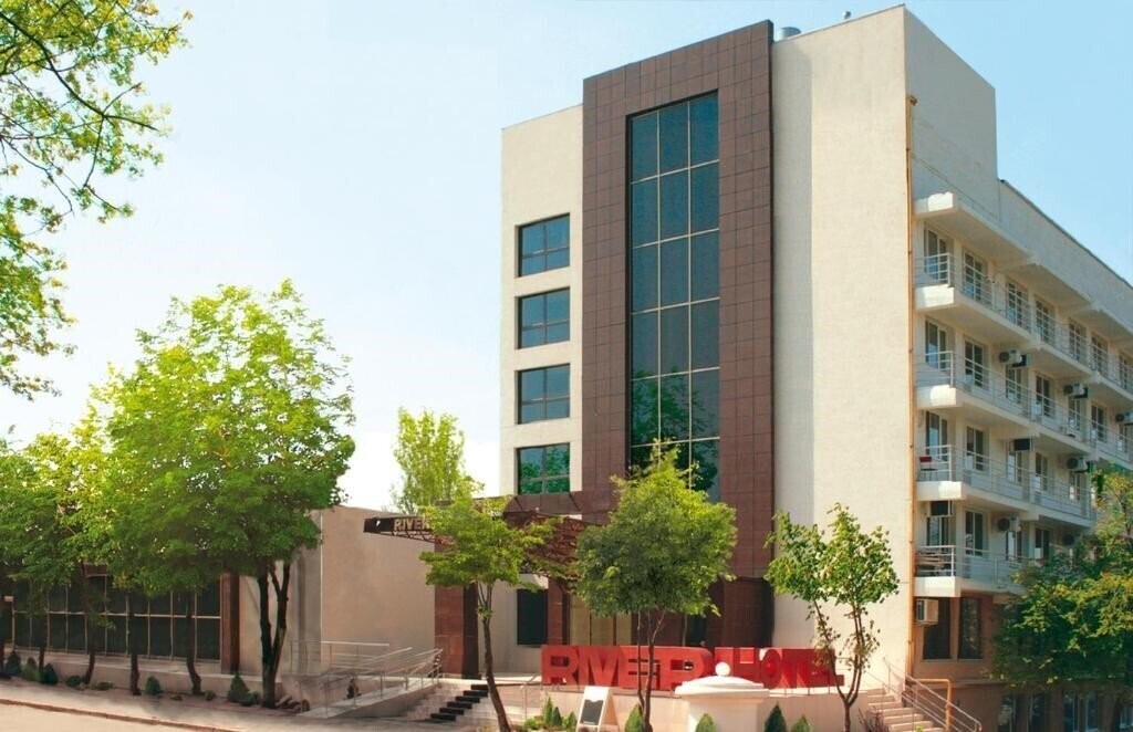 Фото Optima River Mykolaiv 3*