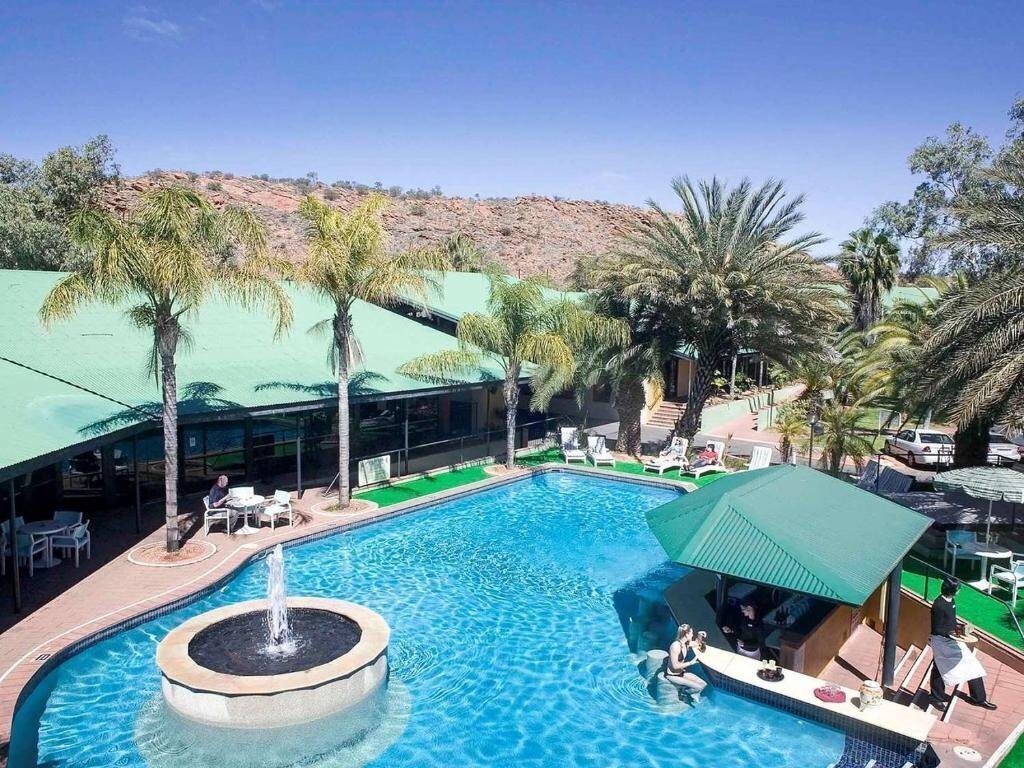 Отель Chifley Alice Springs Resort 4*