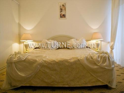 Отель Юность 3*