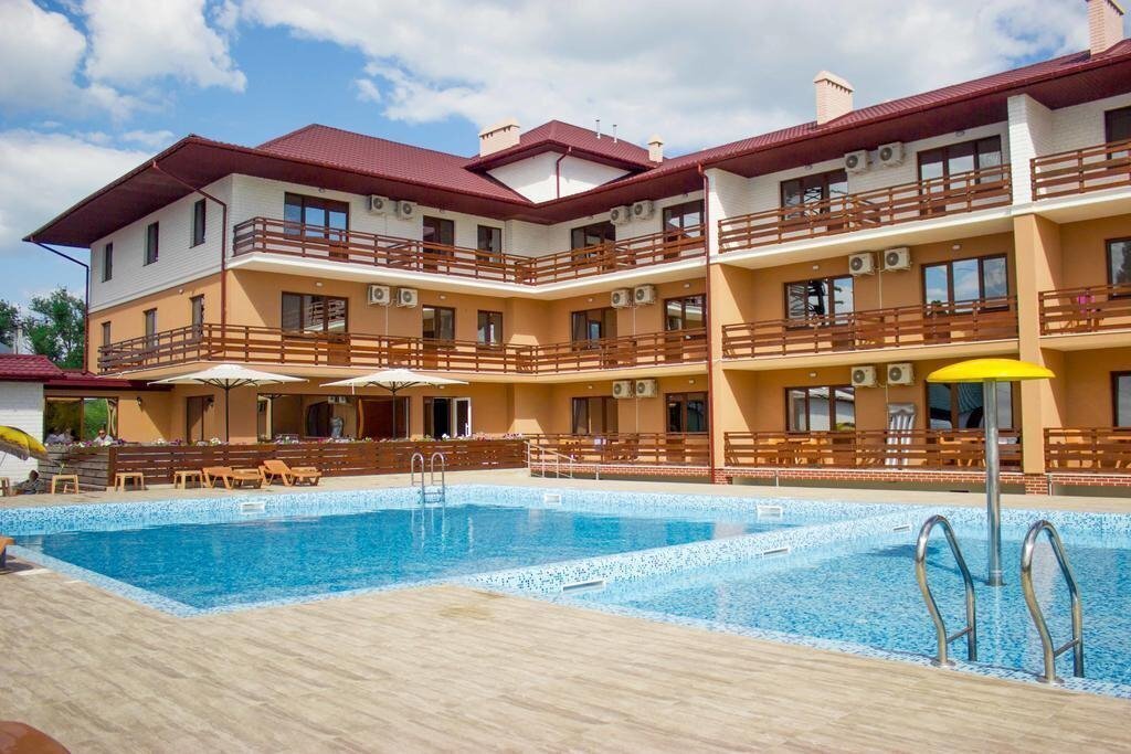 Отель Лазурный Берег База Отдыха 4*