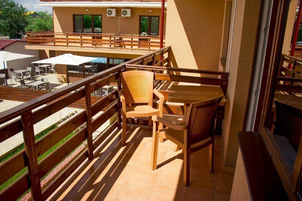 Фотография Лазурный Берег База Отдыха 4*