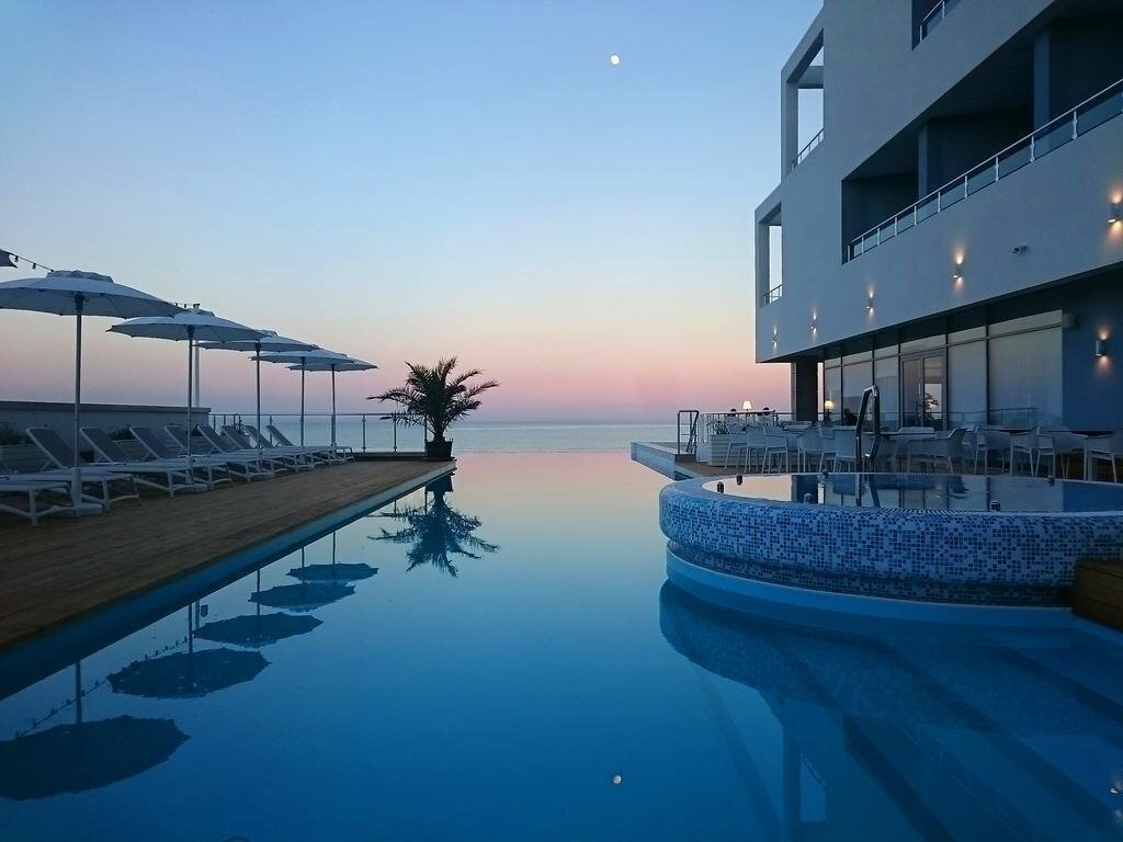 Отель Moncastro Hotel 5*