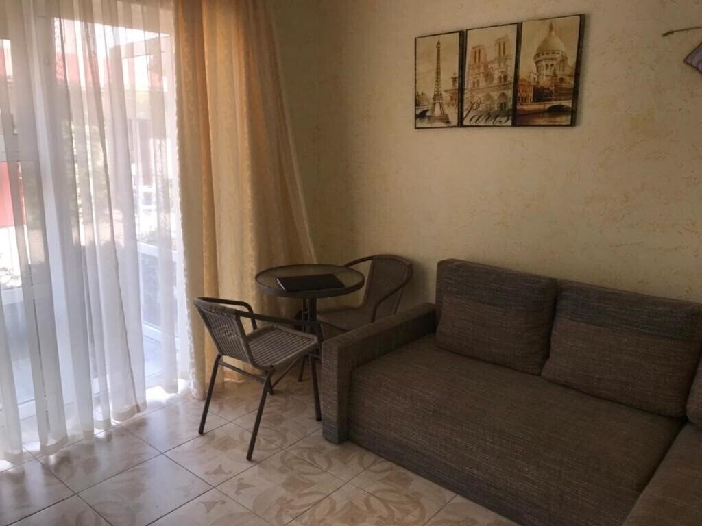 Картинка Аура (ex. Амазонка) 3*