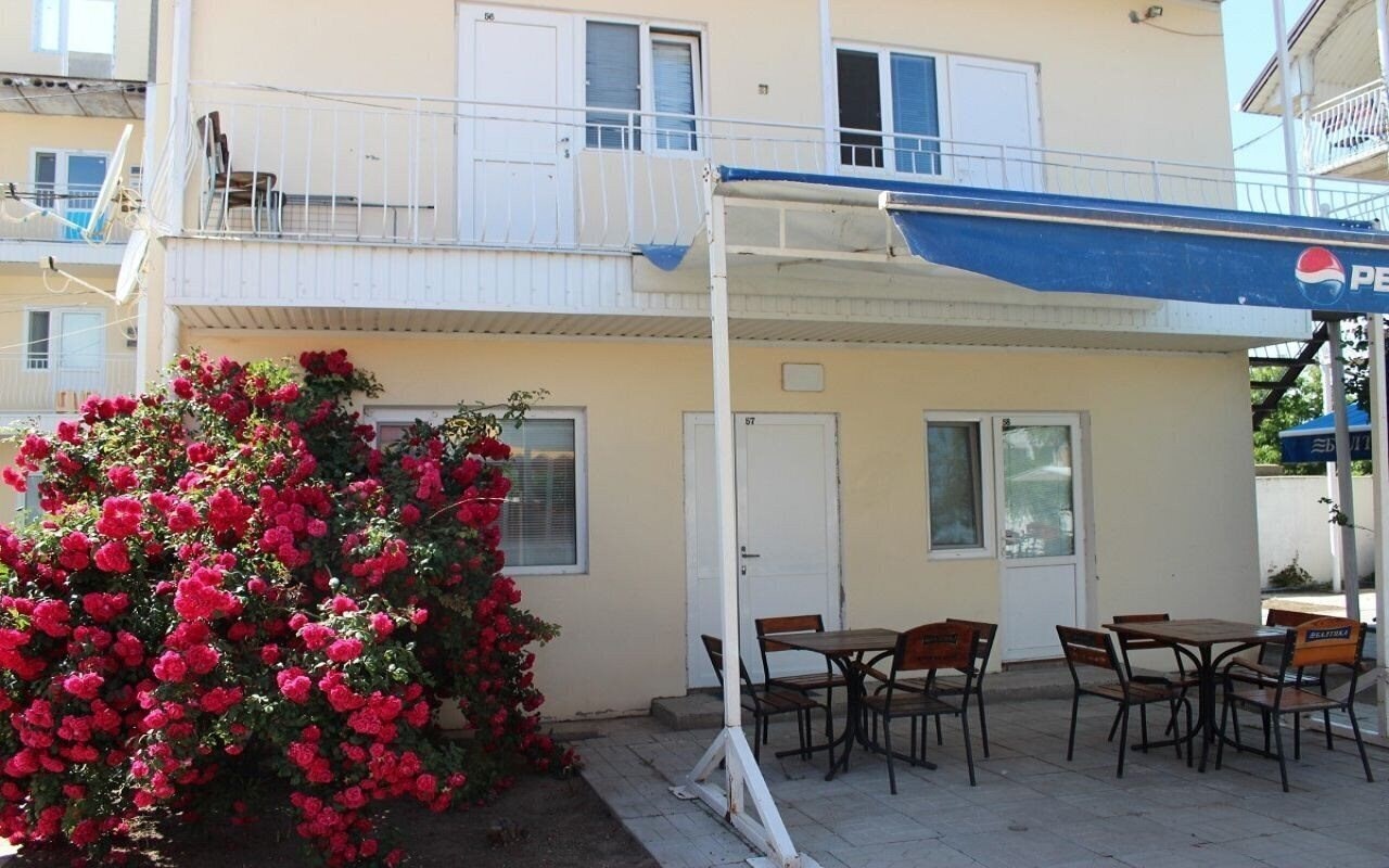 Отель Фортеця Пансионат 1*