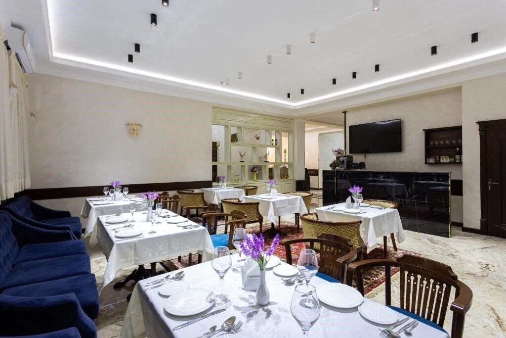 Изображение Tashkent Palace 4*