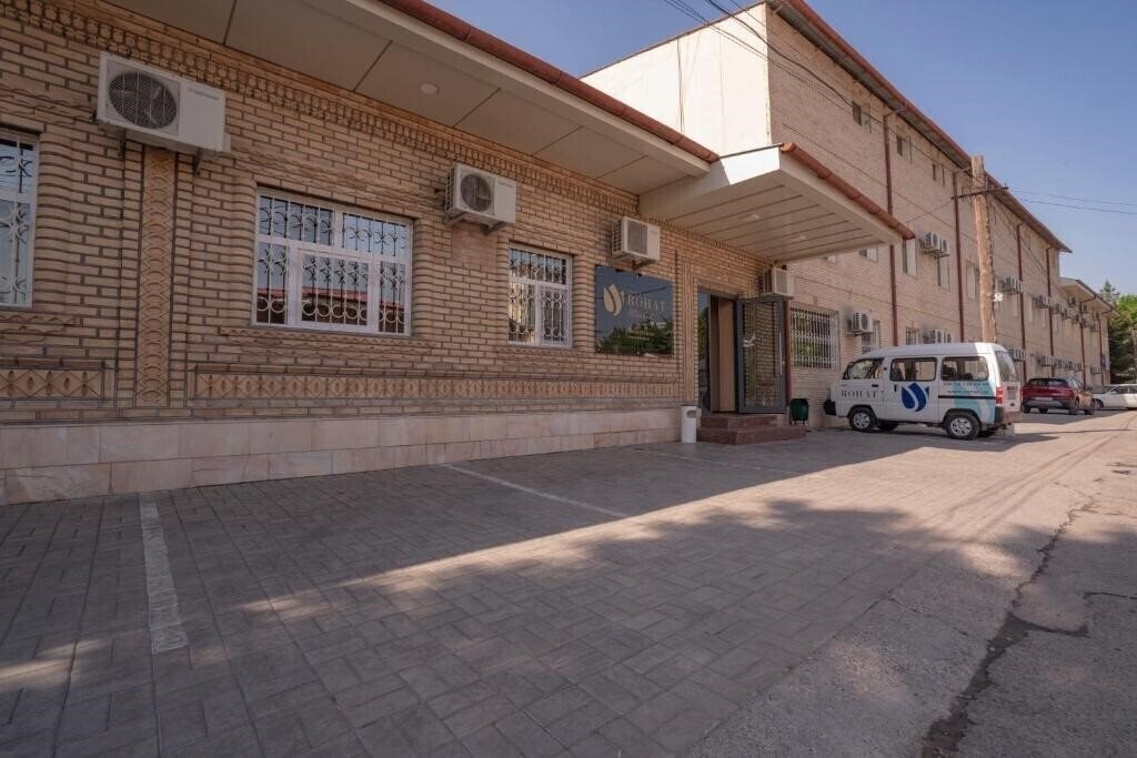 Фото Rovshan Hotel 2*