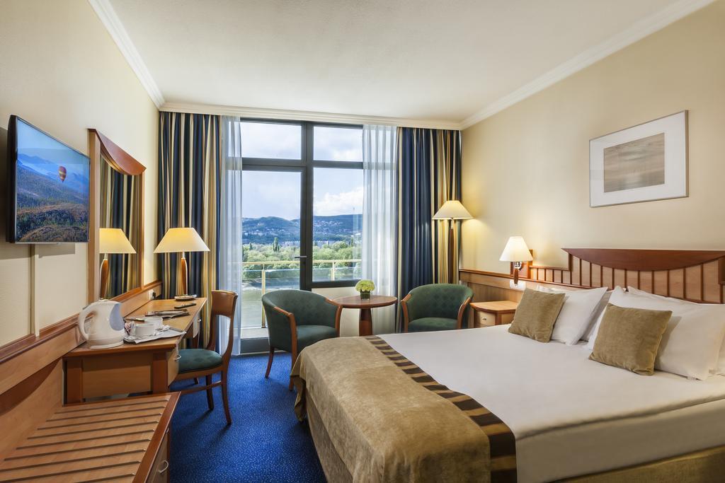 Отель Danubius Health SPA Resort Helia 4*