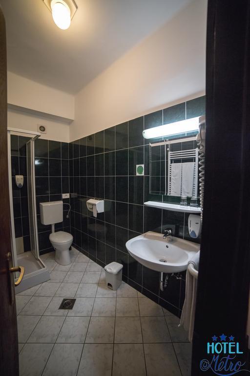 Изображение Metro 3*