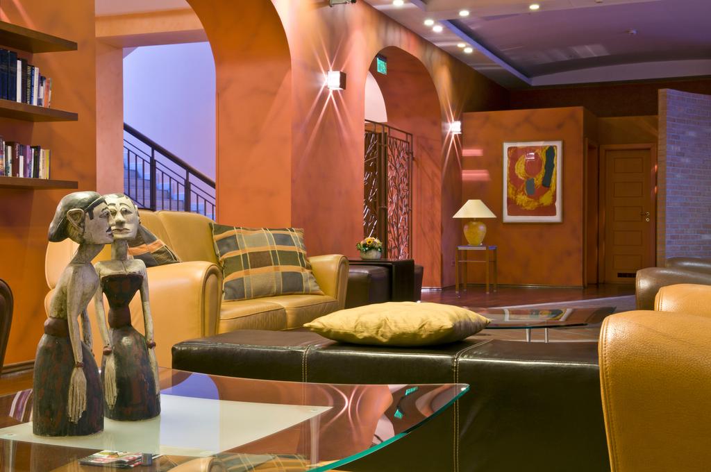 Отель Mamaison Residence Izabella 4*